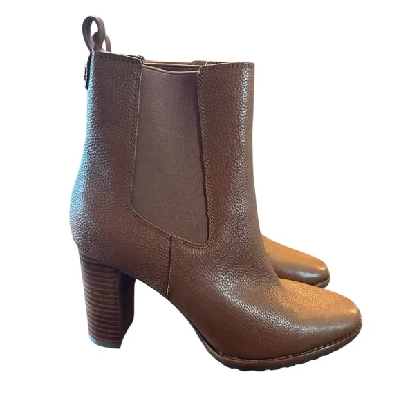 Lauren Ralph Lauren Women's Mylah Pull-On Chelsea Boot Size 8.5