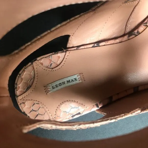Leon Max NEW Villa Pink Blush Snakeskin  Sandals size 7