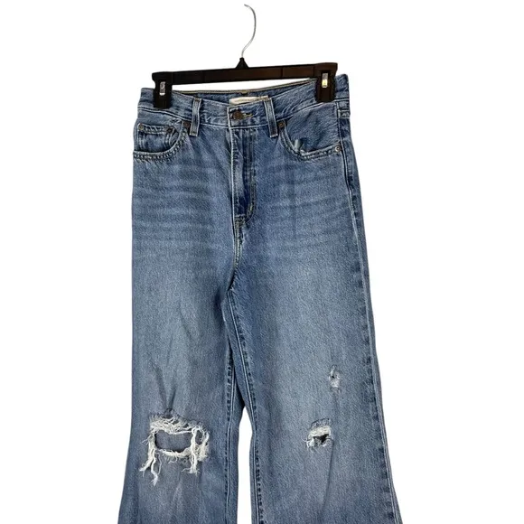 Levi’s High Loose Flare Jeans Distressed Blue sz. 26