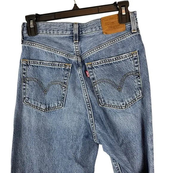 Levi’s High Loose Flare Jeans Distressed Blue sz. 26