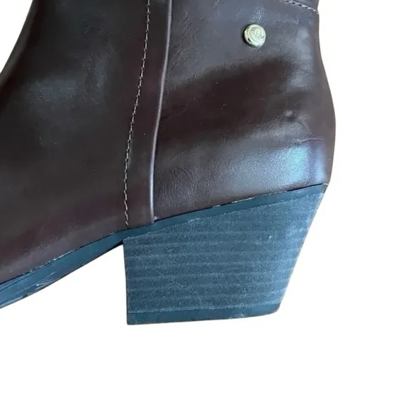 Life Stride Velocity 2.0 Brown Knee High Boots • Pointed Toe Side Zip • Size 10