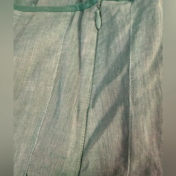 🆕LISTING🆕 DKNY Fun &amp; Elegant Layered Green Skirt