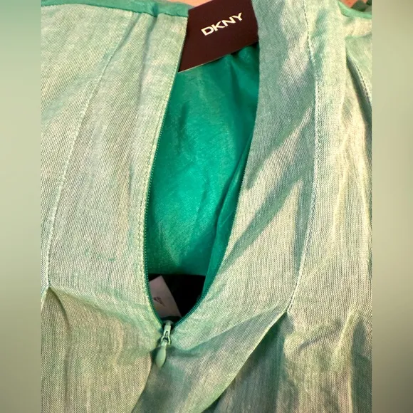 🆕LISTING🆕 DKNY Fun &amp; Elegant Layered Green Skirt