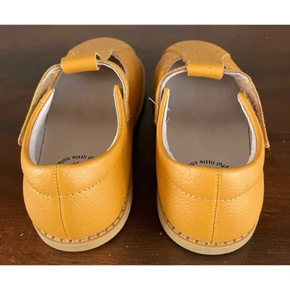 Livie and Luca Opry Butterscotch Leather Sandals Size 11