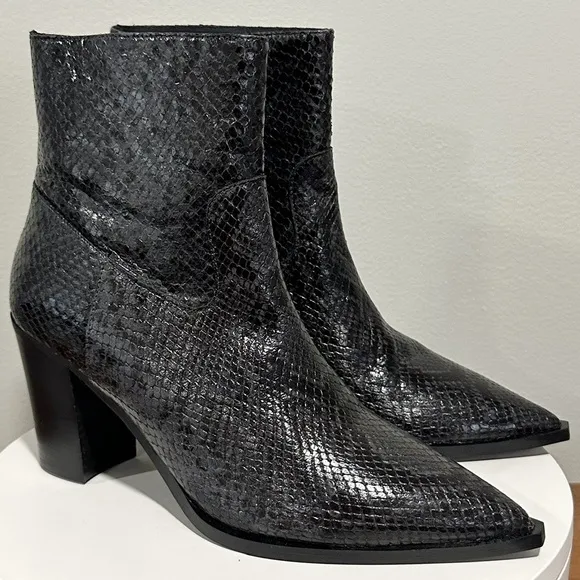 🌸LK BENNETT🌸 Camilla Side Zip Boot In Dark Grey Size: 40