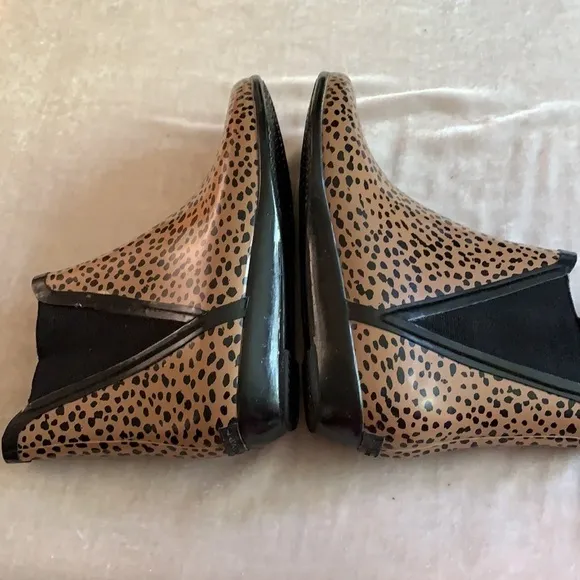 Loeffler Randall Leopard Chelsea Rain Boots 8