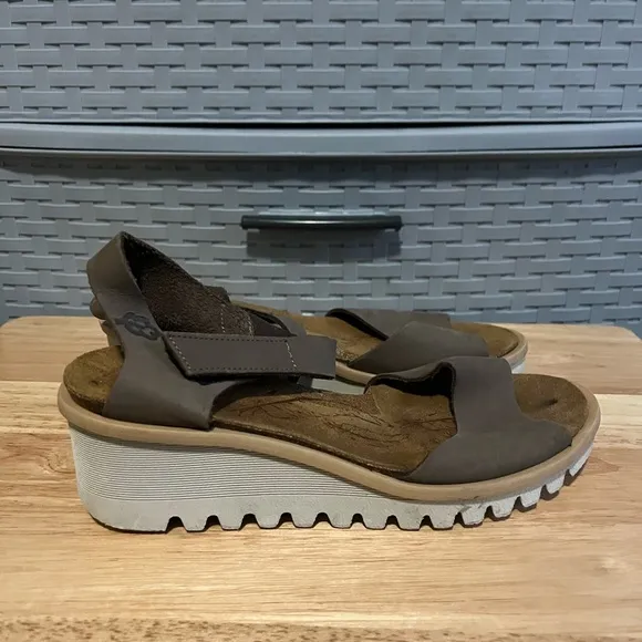 Loints of Holland Savannah Chunky Wedge Sandals 7.5