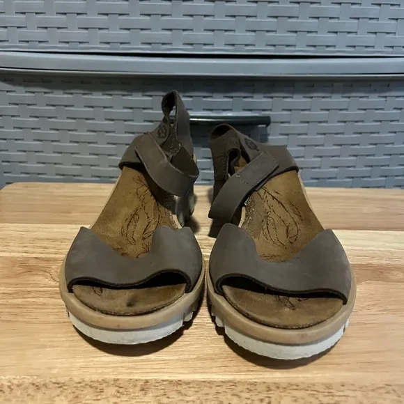 Loints of Holland Savannah Chunky Wedge Sandals 7.5