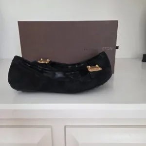 Louis Vuittton Black Suede Ballet Flats