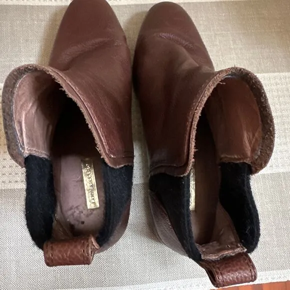 Louise Et Cie Chelsea Boots Brown Leather Pull-On Almond Toe Size 6.5