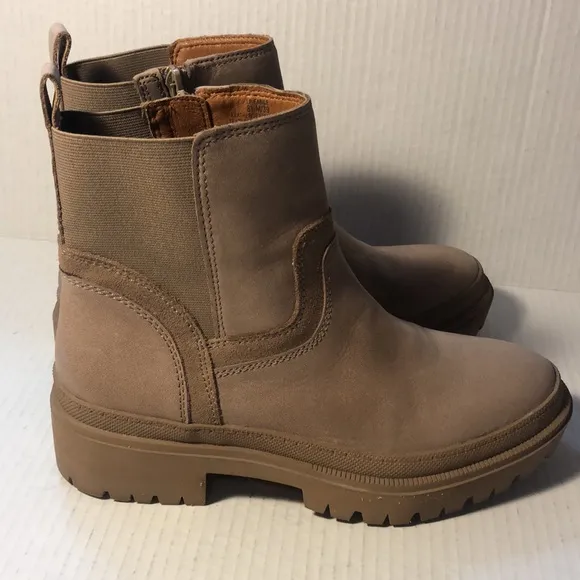 Lucky Brand Eabile Leather Taupe Lug Sole Side Zip Boots EUC Size 8 1/2