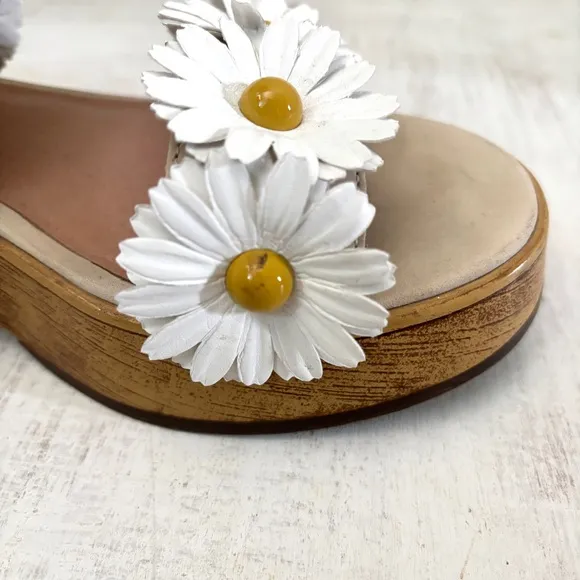 Lucky Brand Juleii Daisy Wooden Clog Sandals Size 8