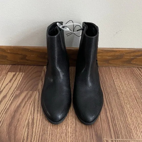Lucky Brand Women 8.5M/39.5 Black Faux Leather Side Zip Fakelle Ankle Boots NWOB