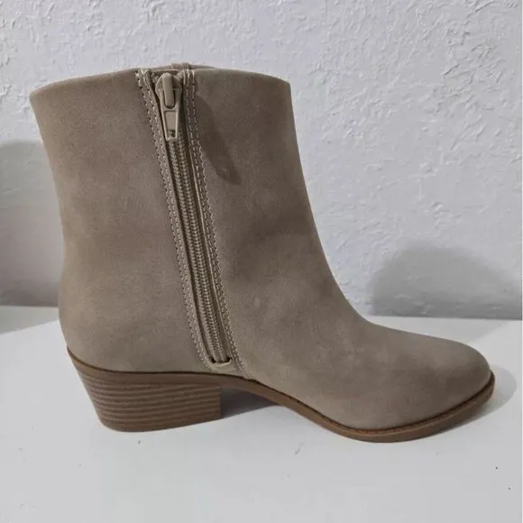 Lucky Brand Womens Ankle Boots Fakelle Beige Almond Toe Side Zip‎ Size 7 New