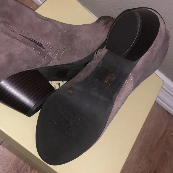 LuckyBrand Tablita SUEDE GREY BOOTS 2.5”Heels Side Zip NWB