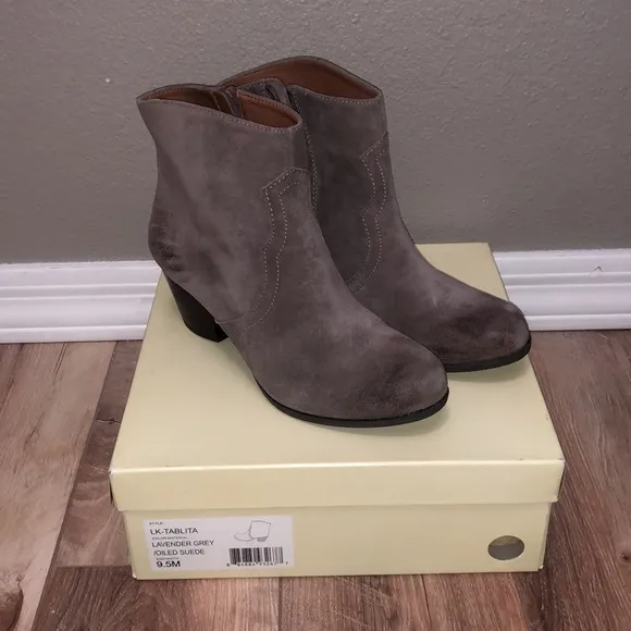 LuckyBrand Tablita SUEDE GREY BOOTS 2.5”Heels Side Zip NWB