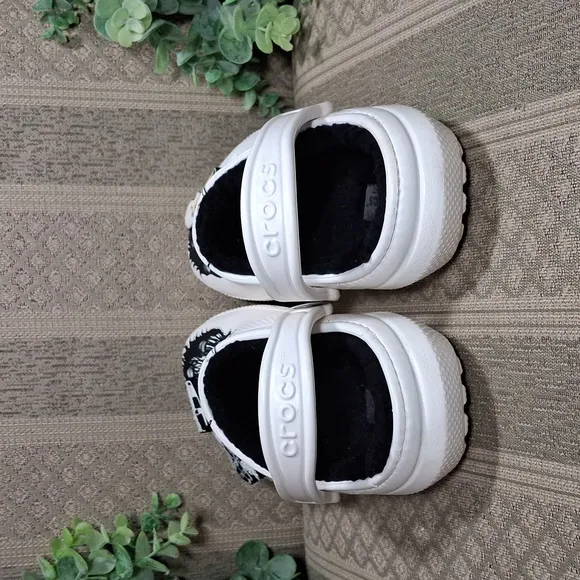 Luke Combs x Crocs Classic Bootlegger Slide Exclusive Collaboration