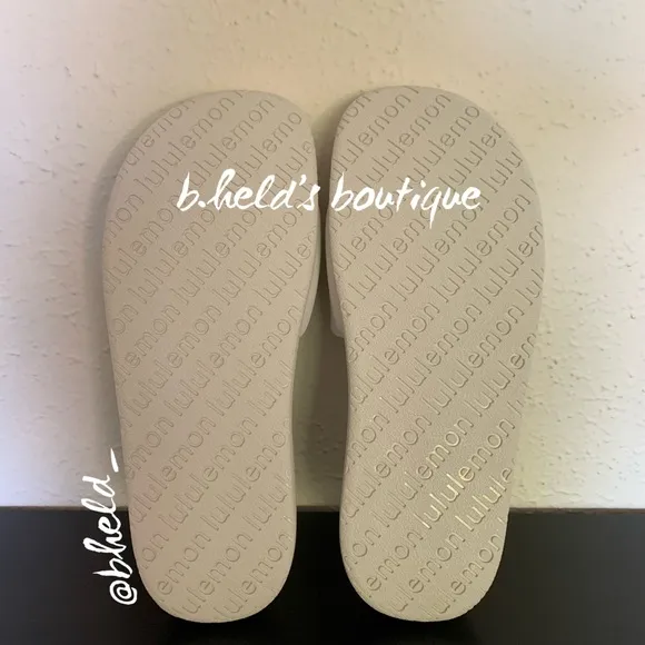 lululemon Restfeel Women’s Slide in Bone (Cream/Off-White) Size 10 New NWT