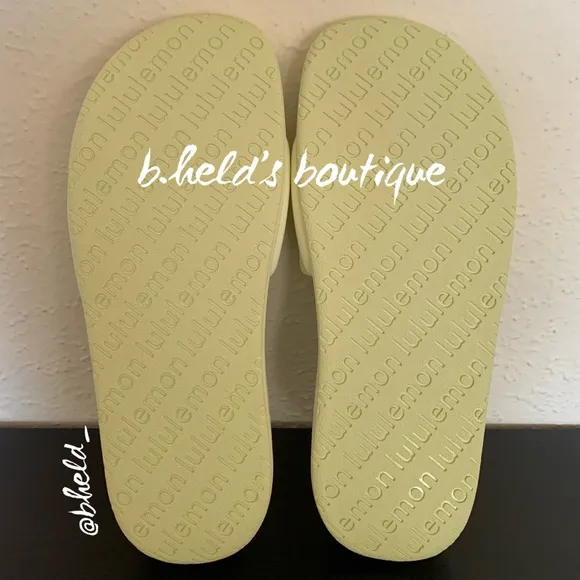 lululemon Restfeel Women’s Slide in Lemon Ice Yellow Size 7 Brand New NWT