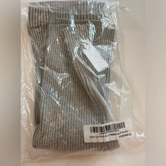 Lunya Cozy cotton Silk ribbed Bike Short size Small in mellow grey heather NWOT
