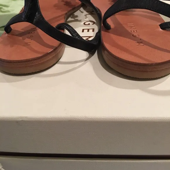 M. Gemi NIB Daisy Sandals 40