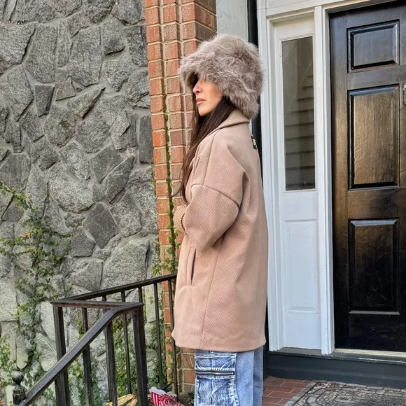 MADE IN ITALY FULLY LINED BEAUTIFUL JACKET WITH KNIT DETAILING