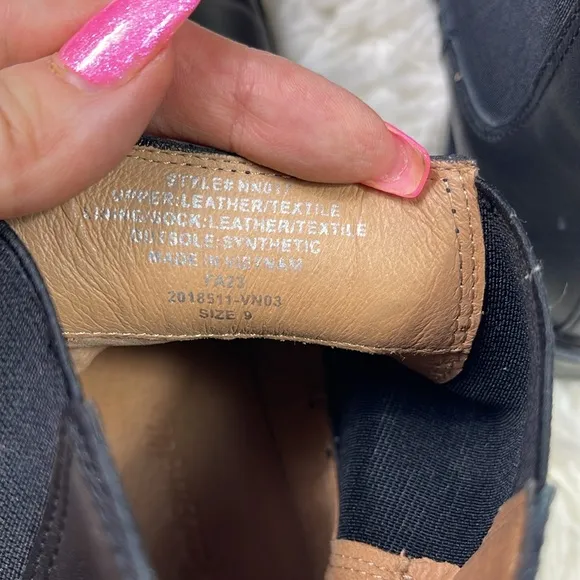 MADEWELL Black Leather The Benning Chelsea Boots