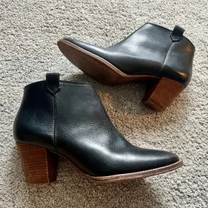 Madewell Boots Billie Size 9.5 Ankle Bootie Black Leather Side Zip Block Heels