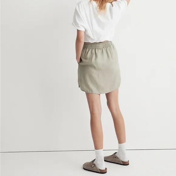 Madewell Linen-Blend Curved-Hem Mini Skirt Size Small