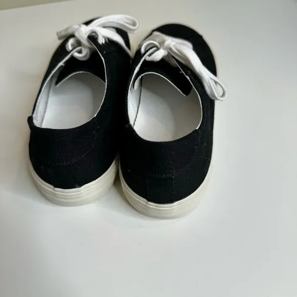Madewell Sidewalk Low-Top Sneakers in black Canvas
