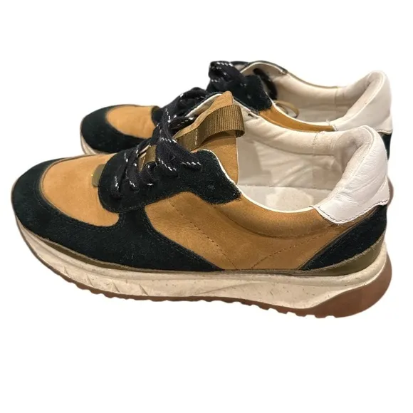 Madewell Unisex Kickoff Trainer Sneakers in Nubuck, Suede and Leather