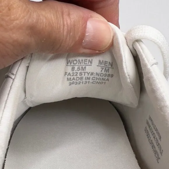 Madewell Women s $88 Sidewalk Low-Top Sneakers White Size 8.5M ND989