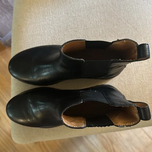 Madewell Women’s The Ivy Chelsea Leather Boots Black Size 6.5