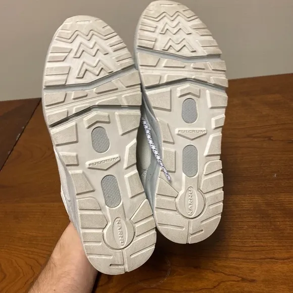 Madewell x Veja™ Suede V-10 Sneakers MC889