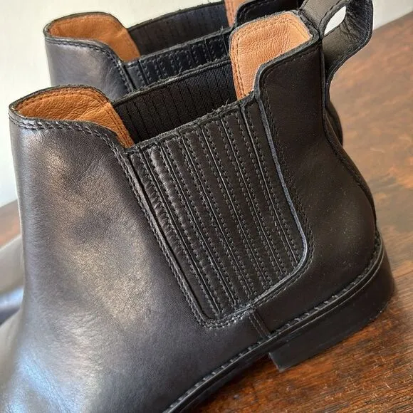 Madewell Black Leather Chelsea Boots 9