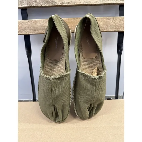 Maison Margiela Olive Canvas Espadrille Tabi‎ Loafers Size 22 US 9