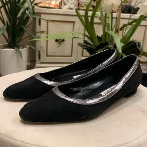 Manolo Blahnik Black Suede Flats Size 35.5