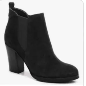 Marc Fisher Black Suede Saint Chelsea Boots Sz. 7.5