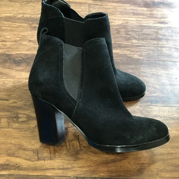 Marc Fisher Black Suede Saint Chelsea Boots Sz. 7.5