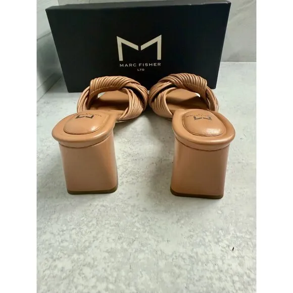 Marc Fisher Nude Chunky Heel Mule Sandals Womens Size 6.5 Leather Square Toe