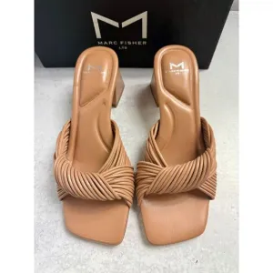 Marc Fisher Nude Chunky Heel Mule Sandals Womens Size 6.5 Leather Square Toe