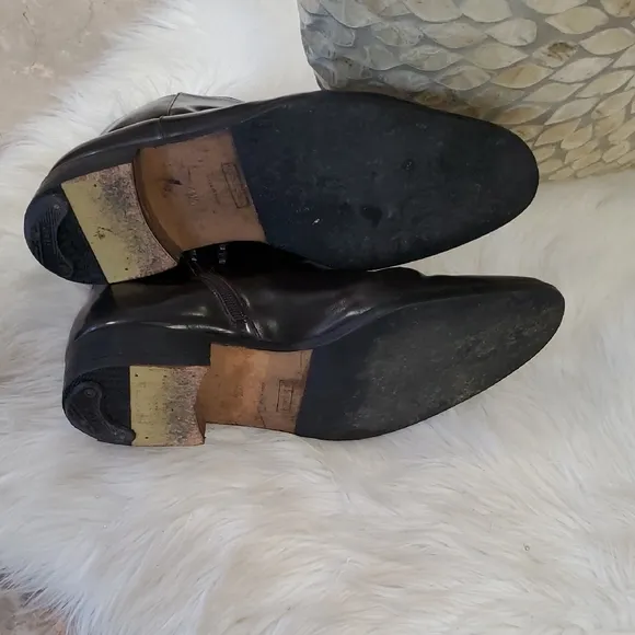 Marc Jacobs Black Chukka Chelsea men ankle Boots Sleek Leather Design