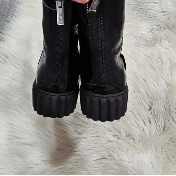 MARC O'POLO  black chelsea glassy ankle boots new
