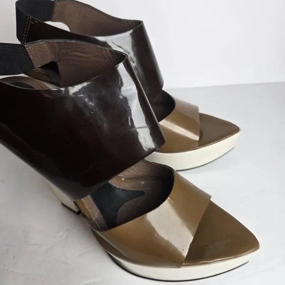 Marni Caramel and‎ Brown Patent Leather Block Heel Sandals