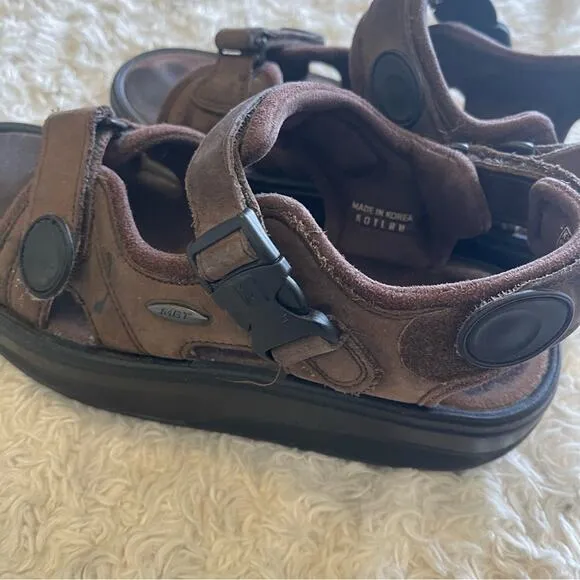 MBT Kisumu 3S Brown Sandals