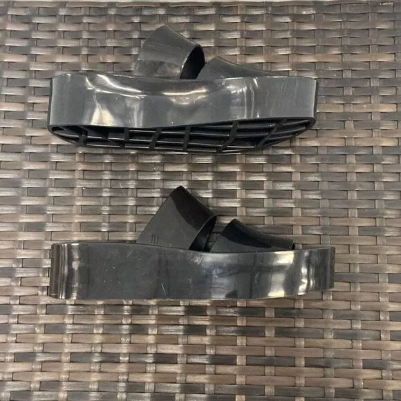 Melissa’s Y2K chunky platform sandals women’s size 6