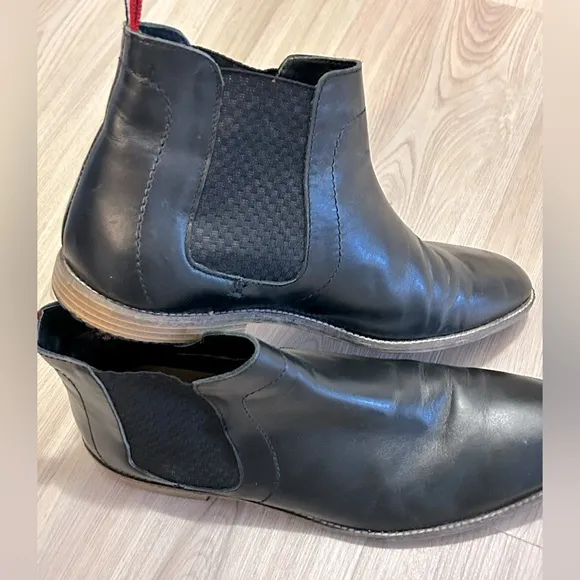 Men’s Ben Sherman Black Leather Chelsea Boots-Size 12