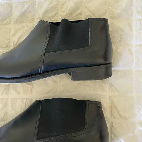 Men's Black Leather Chelsea short Boots