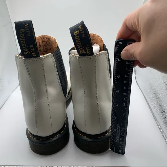 Mens SZ 10 | Women’s 11 Dr Martens 2976 White Smooth Leather Chelsea Boots 1997