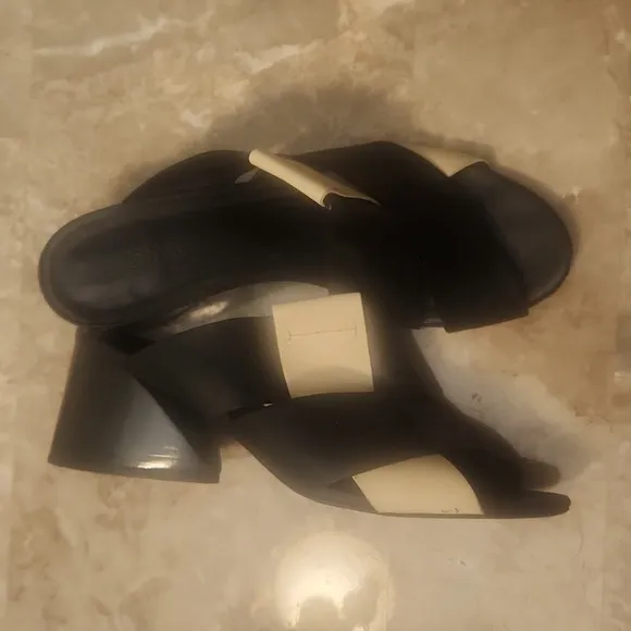 MERCEDES CASTILLO LEATHER SANDALS